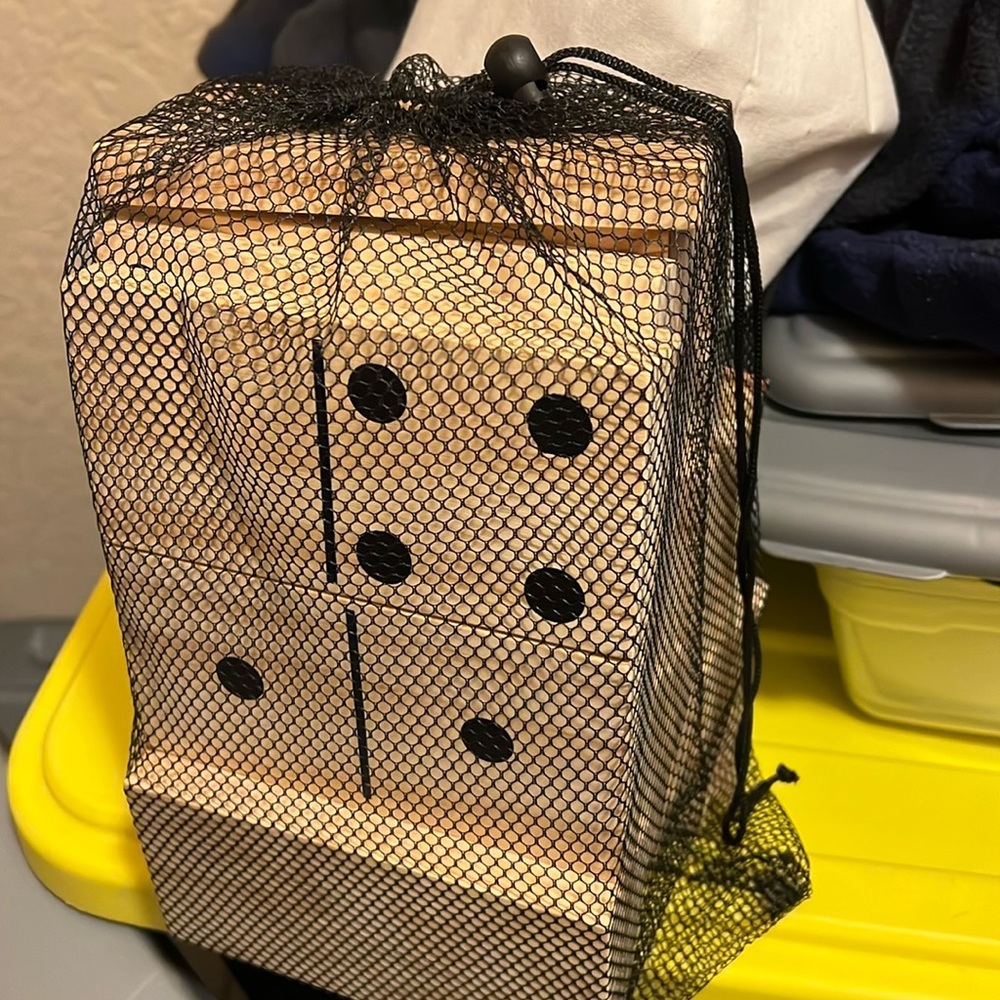 Wood domino set